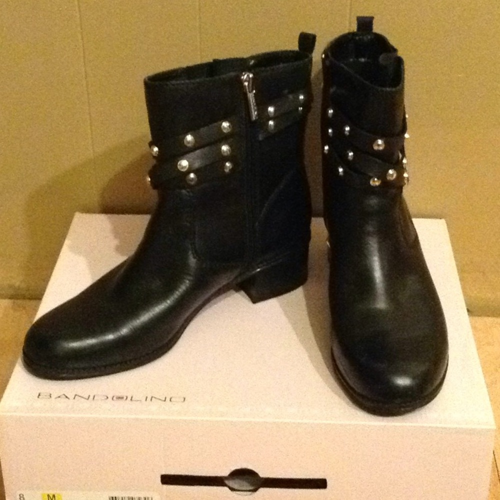 Bandolino black boots